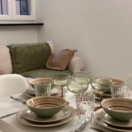 Sant Alessandro Centralissimo Bilocale 아파트 *