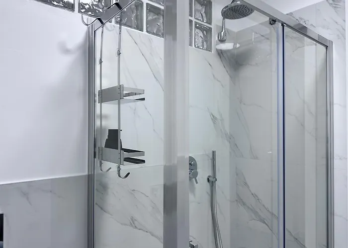 Bilocale Con Ac Centro Storico Pedonale アパート